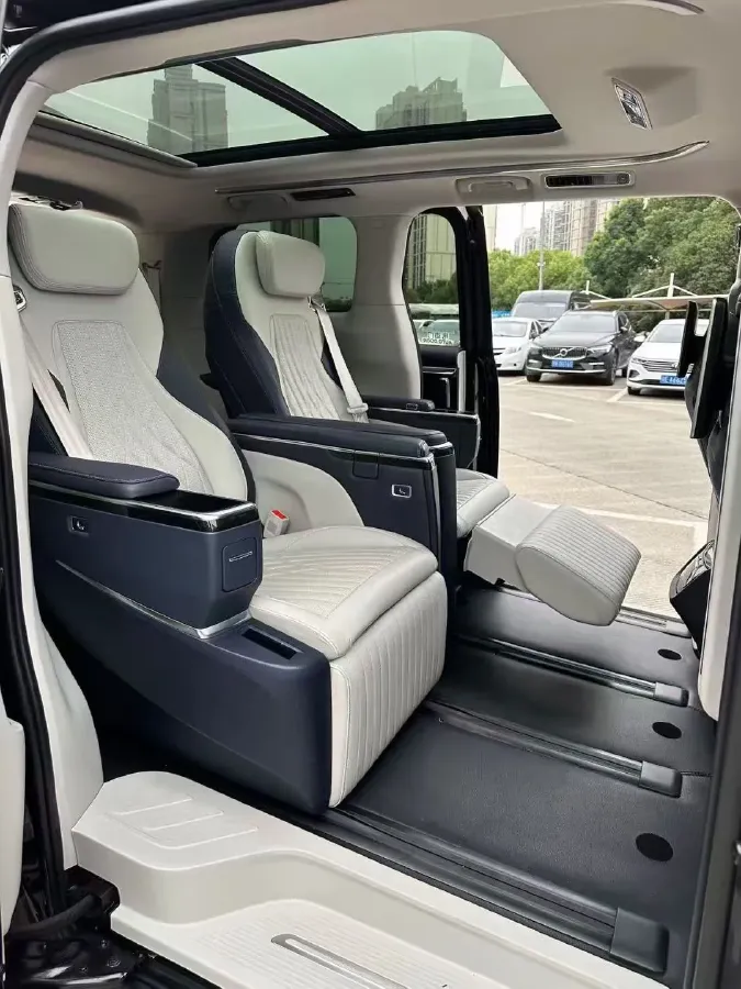2023 MAXUS G90 2.0T 234HP L4 8AT,autocango,china used car exporter,china ev exporter,chinese used car exporter,chinese used ev exporter