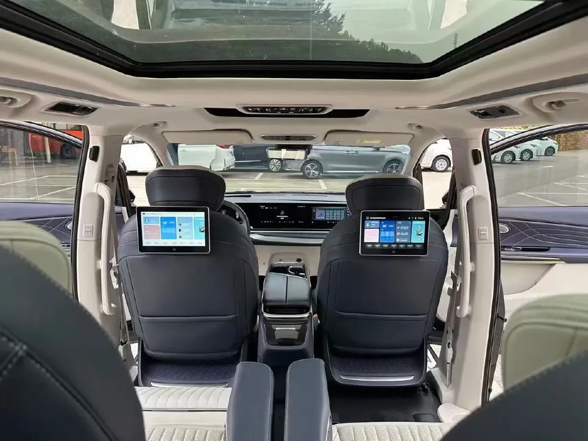 2023 MAXUS G90 2.0T 234HP L4 8AT,autocango,china used car exporter,china ev exporter,chinese used car exporter,chinese used ev exporter