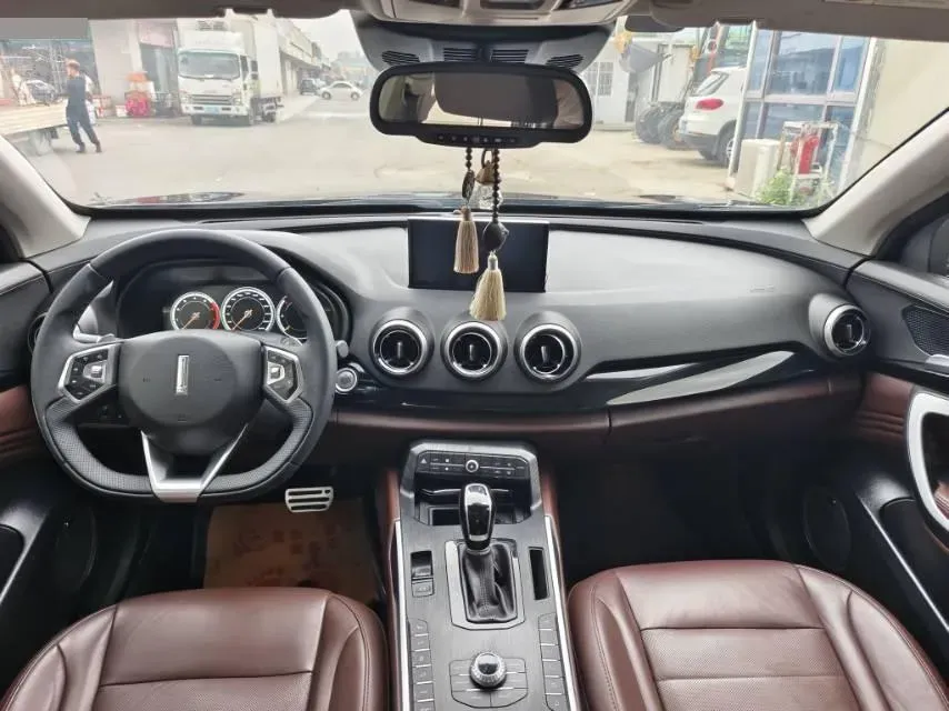 2017 WEY VV7 2.0T 234HP L4 7DCT,autocango,china used car exporter,china ev exporter,chinese used car exporter,chinese used ev exporter