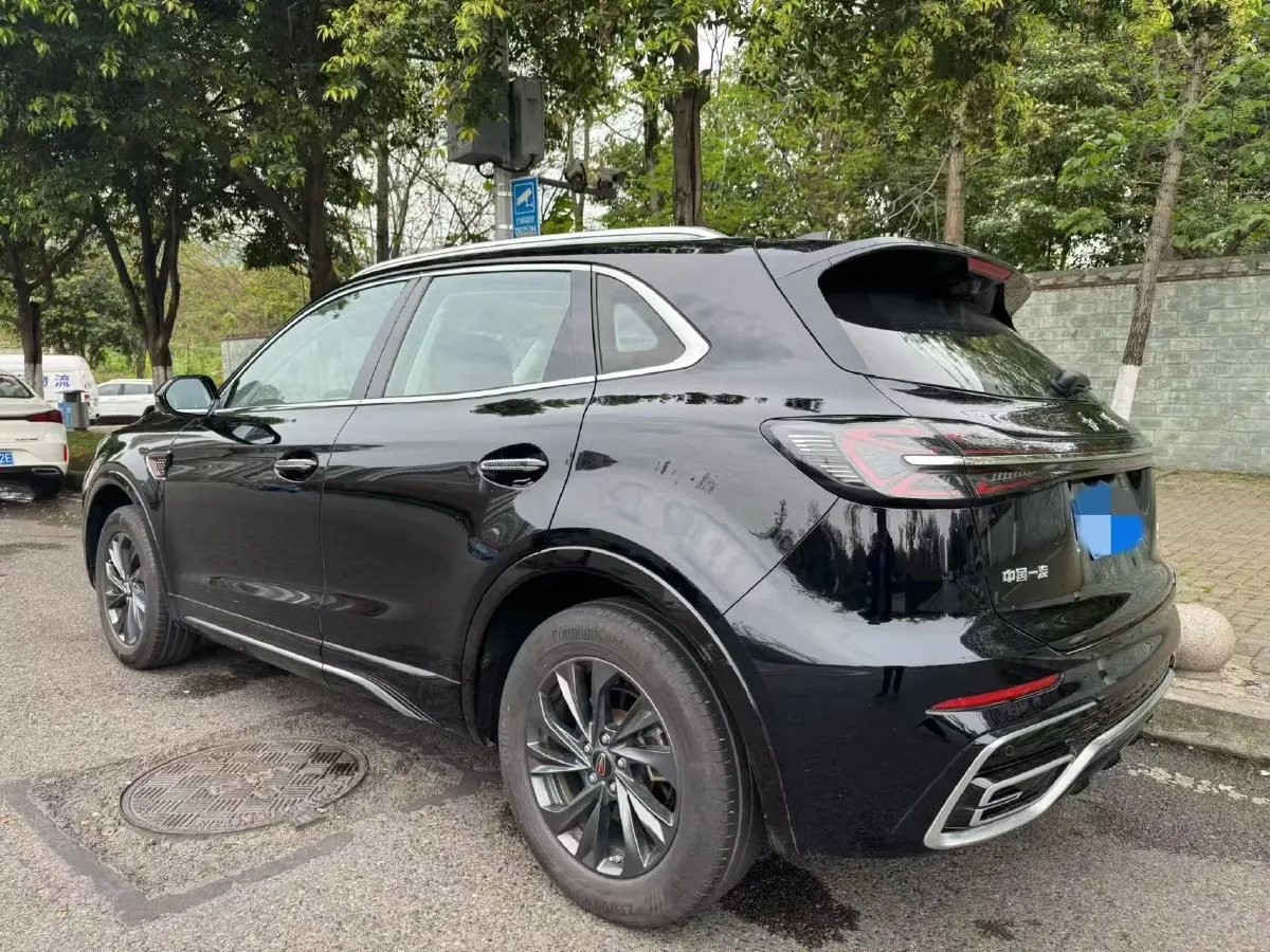 2023 HongQi HS5 2.0T 252HP L4 8AT,autocango,china used car exporter,china ev exporter,chinese used car exporter,chinese used ev exporter