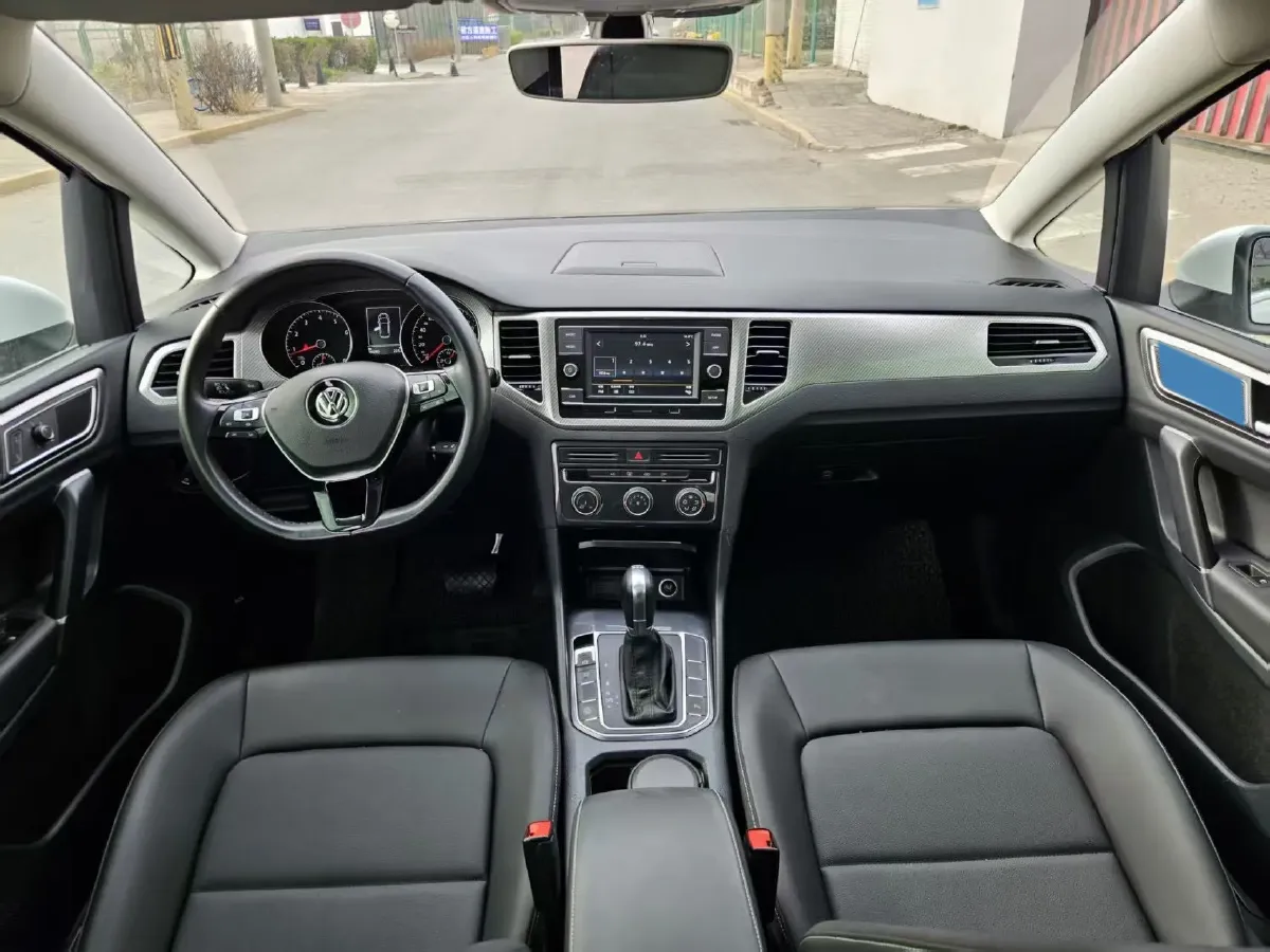 2019 Volkswagen Golf Sportsvan 1.4T 150HP L4 7DCT,autocango,china used car exporter,china ev exporter,chinese used car exporter,chinese used ev exporter