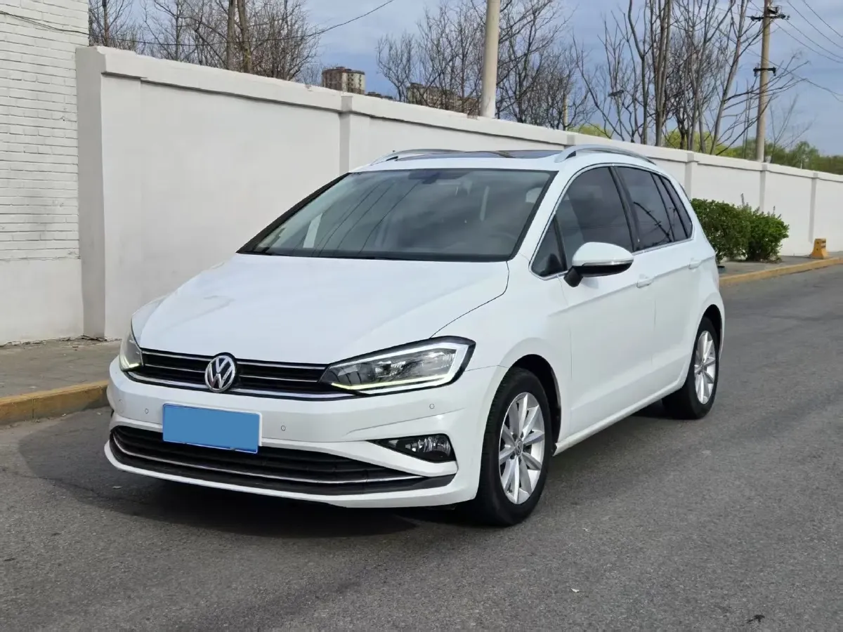 2019 Volkswagen Golf Sportsvan 1.4T 150HP L4 7DCT,autocango,china used car exporter,china ev exporter,chinese used car exporter,chinese used ev exporter