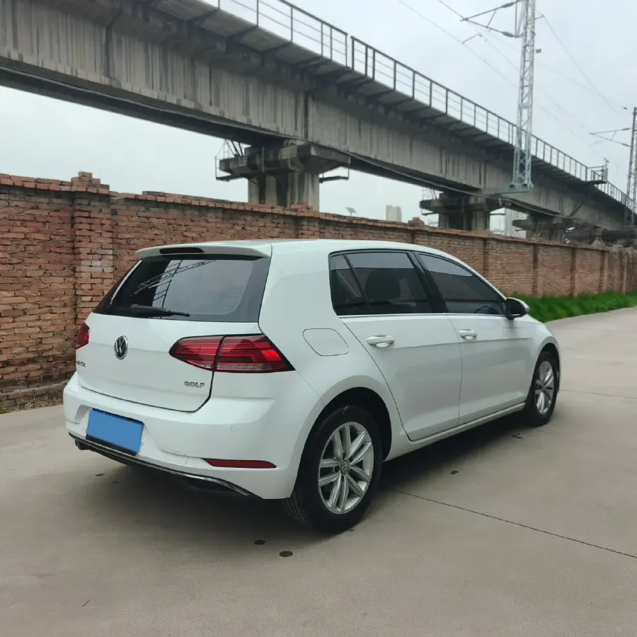 2018 Volkswagen Golf 1.6L 110HP L4 6AT,autocango,china used car exporter,china ev exporter,chinese used car exporter,chinese used ev exporter