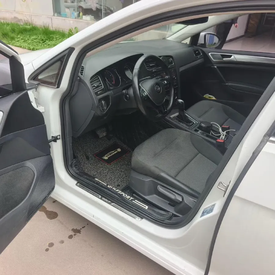 2018 Volkswagen Golf 1.6L 110HP L4 6AT,autocango,china used car exporter,china ev exporter,chinese used car exporter,chinese used ev exporter