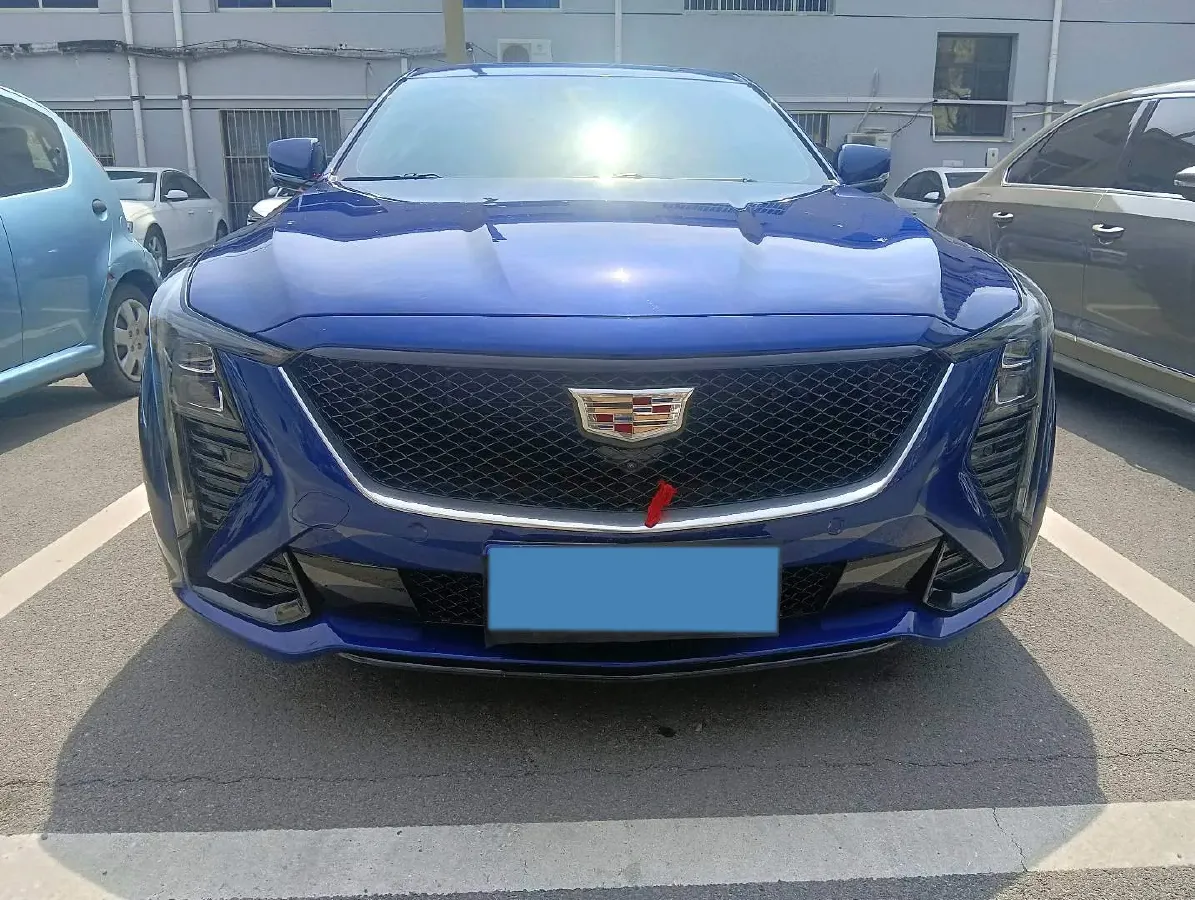 2024 Cadillac CT5 2.0T 237HP L4 10AT,autocango,china used car exporter,china ev exporter,chinese used car exporter,chinese used ev exporter