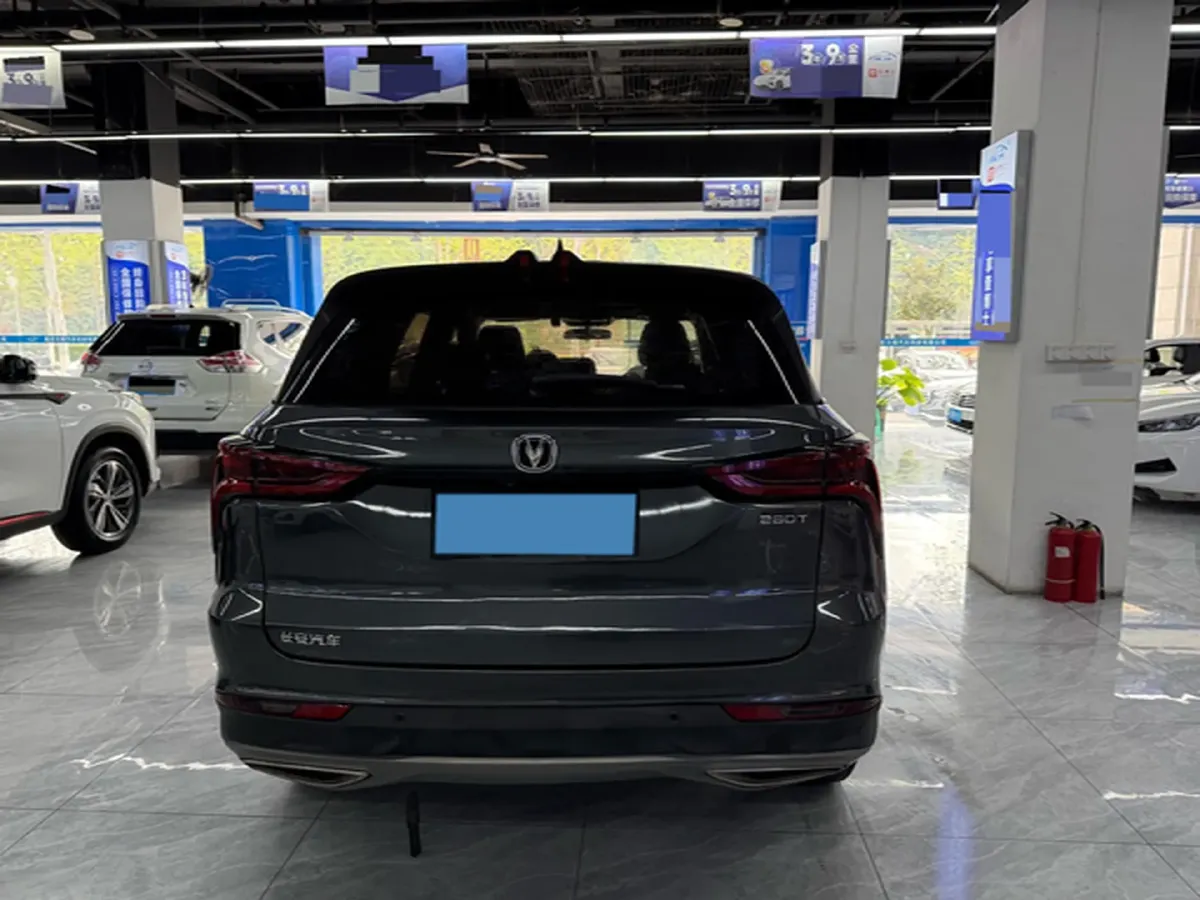 2021 ChangAn CS75 Plus 1.5T 178HP L4 6AT,autocango,china used car exporter,china ev exporter,chinese used car exporter,chinese used ev exporter