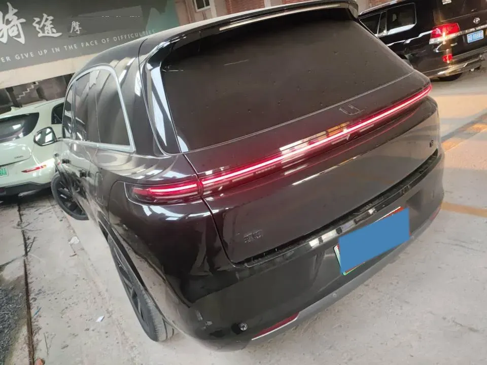 2023 Li L8 Range Extended 154HP REEV 40.9KWH,autocango,china used car exporter,china ev exporter,chinese used car exporter,chinese used ev exporter