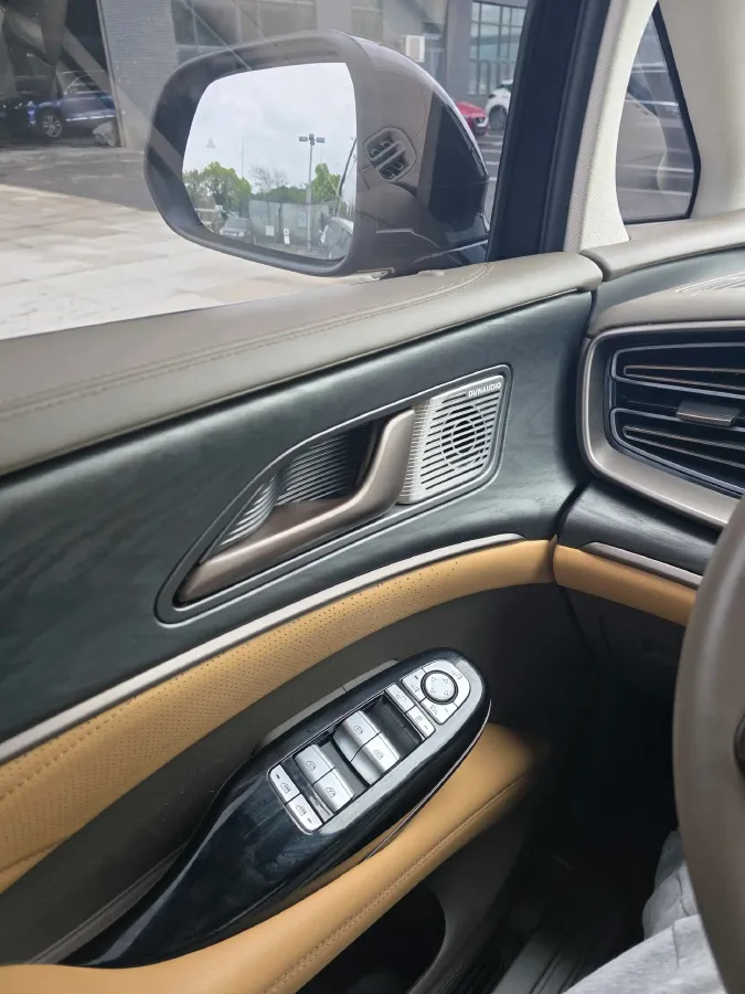 2022 HongQi HS7 3.0T 337HP V6 8AT,autocango,china used car exporter,china ev exporter,chinese used car exporter,chinese used ev exporter