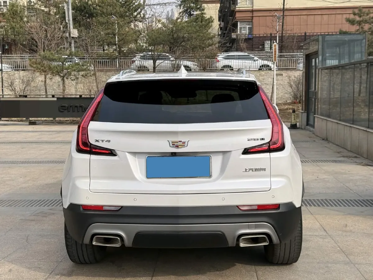 2021 Cadillac XT4 2.0T 237HP L4 9AT,autocango,china used car exporter,china ev exporter,chinese used car exporter,chinese used ev exporter