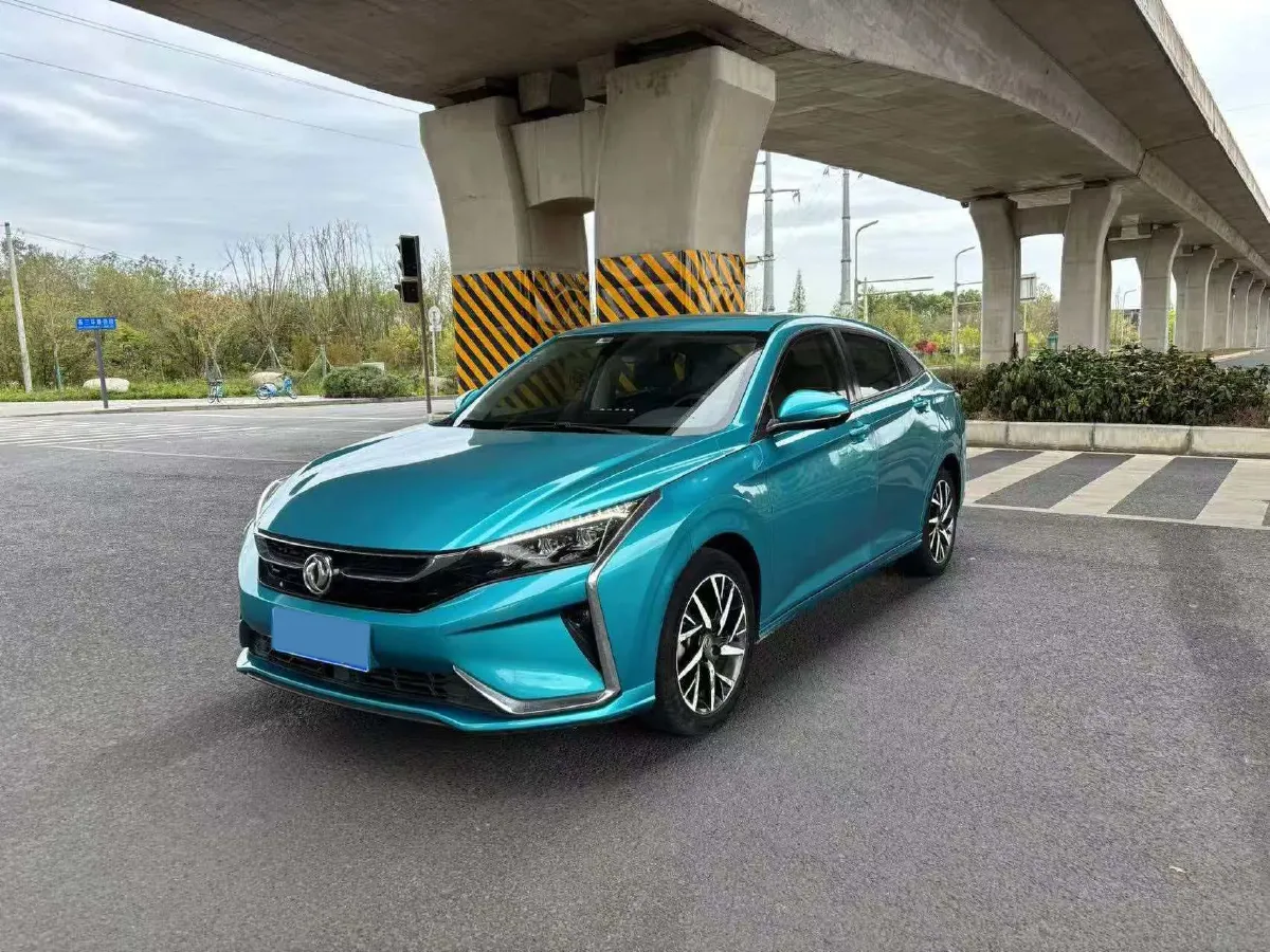 2020 DongFeng Aeolus YiXuan 1.5T 150HP L4 6DCT,autocango,china used car exporter,china ev exporter,chinese used car exporter,chinese used ev exporter