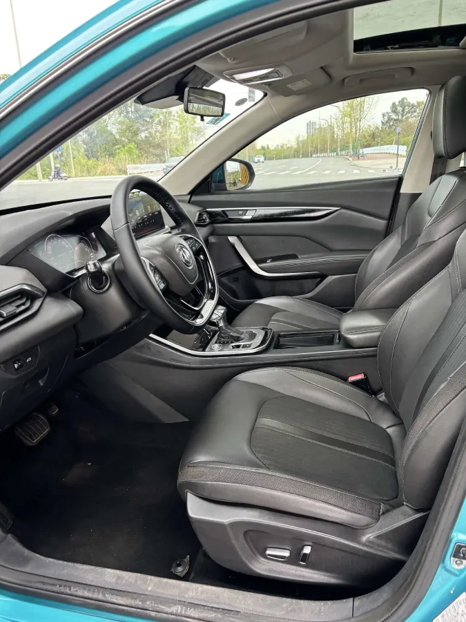 2020 DongFeng Aeolus YiXuan 1.5T 150HP L4 6DCT,autocango,china used car exporter,china ev exporter,chinese used car exporter,chinese used ev exporter