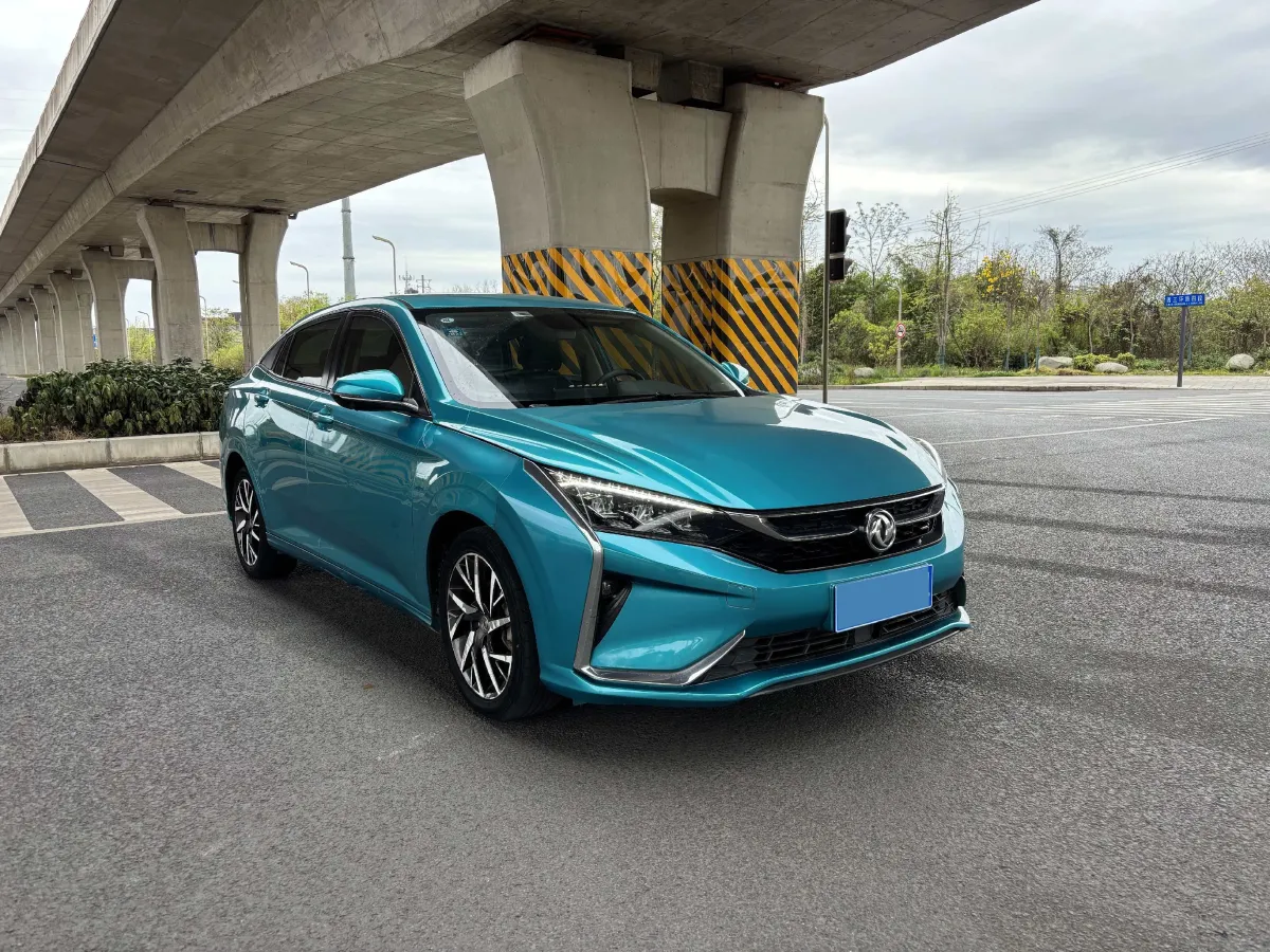 2020 DongFeng Aeolus YiXuan 1.5T 150HP L4 6DCT,autocango,china used car exporter,china ev exporter,chinese used car exporter,chinese used ev exporter