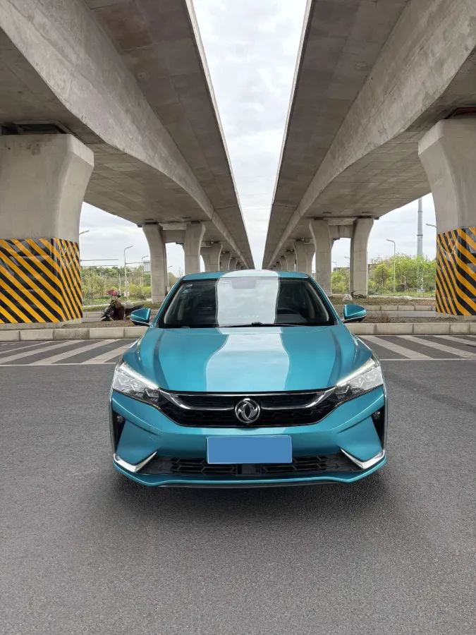 2020 DongFeng Aeolus YiXuan 1.5T 150HP L4 6DCT,autocango,china used car exporter,china ev exporter,chinese used car exporter,chinese used ev exporter
