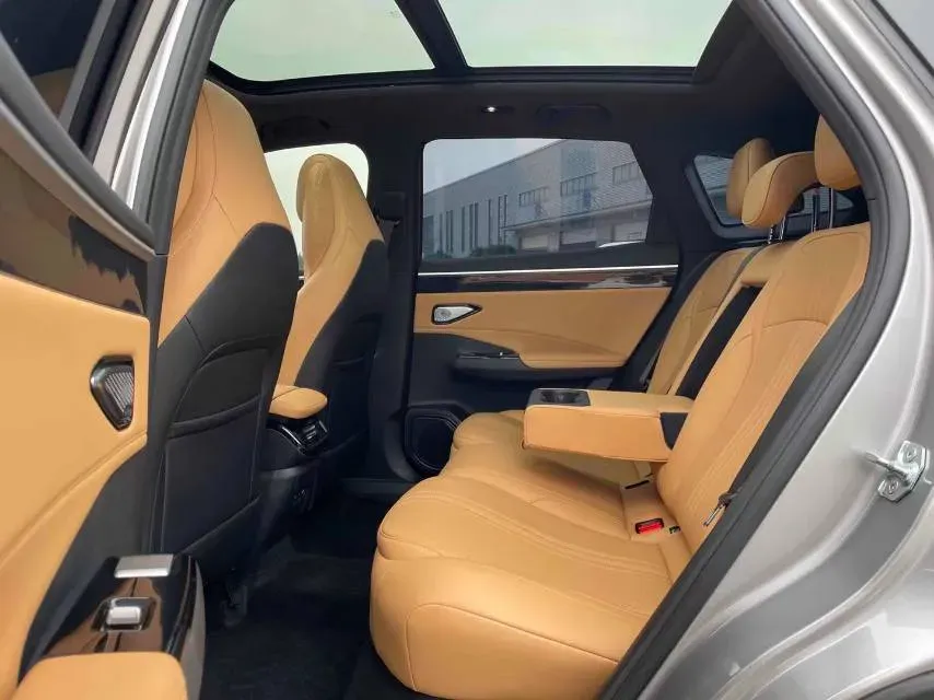 2023 Geely Galaxy L7 1.5T 163HP L4 3DHT PHEV 18.7KWH,autocango,china used car exporter,china ev exporter,chinese used car exporter,chinese used ev exporter
