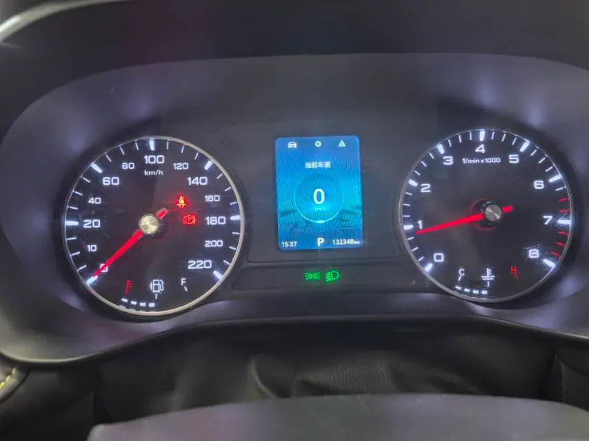 2021 Roewe i5 1.5L 120HP L4 CVT,autocango,china used car exporter,china ev exporter,chinese used car exporter,chinese used ev exporter