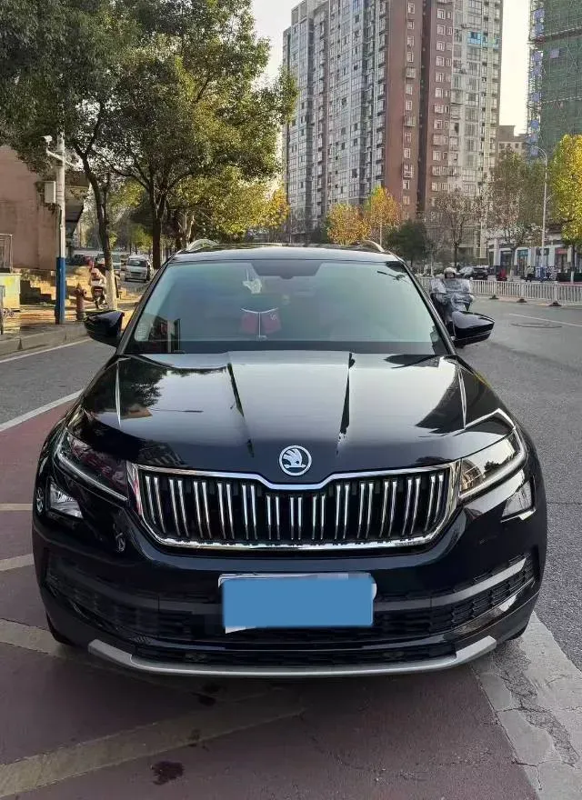 2020 Skoda Kodiak 2.0T 186HP L4 7DCT,autocango,china used car exporter,china ev exporter,chinese used car exporter,chinese used ev exporter