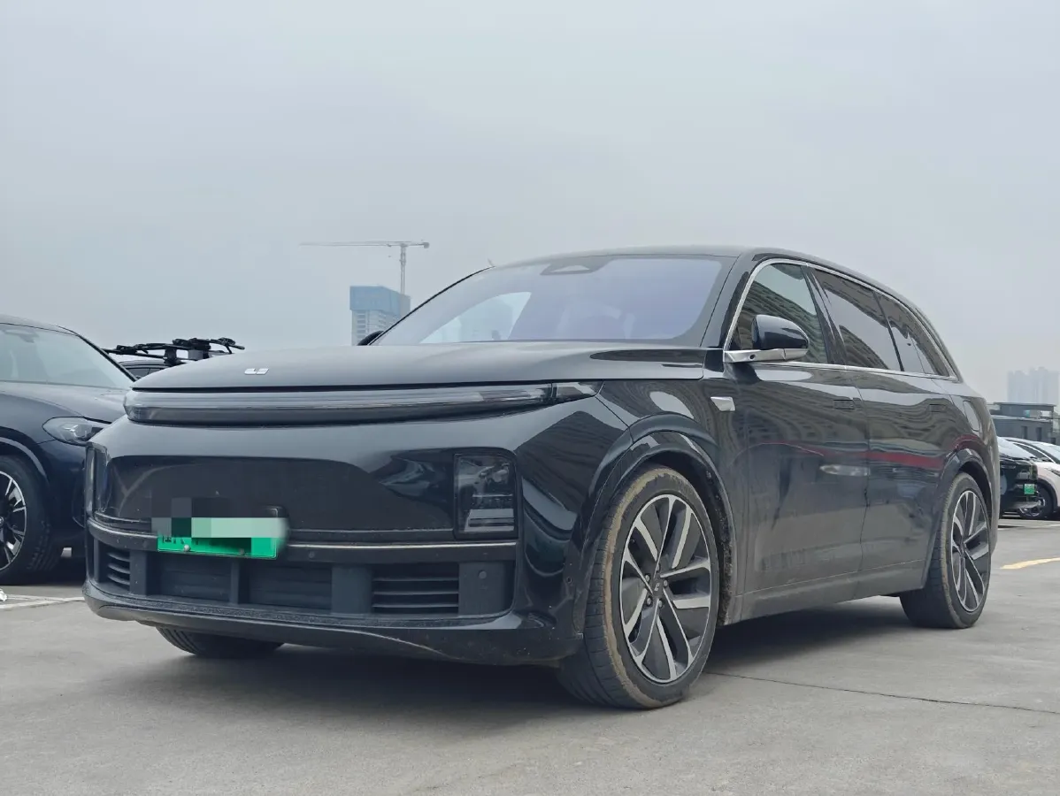 2023 Li L7 Range Extended 154HP REEV 40.9KWH,autocango,china used car exporter,china ev exporter,chinese used car exporter,chinese used ev exporter