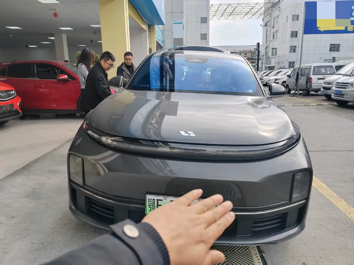 2023 Li L7 Range Extended 154HP REEV 40.9KWH,autocango,china used car exporter,china ev exporter,chinese used car exporter,chinese used ev exporter