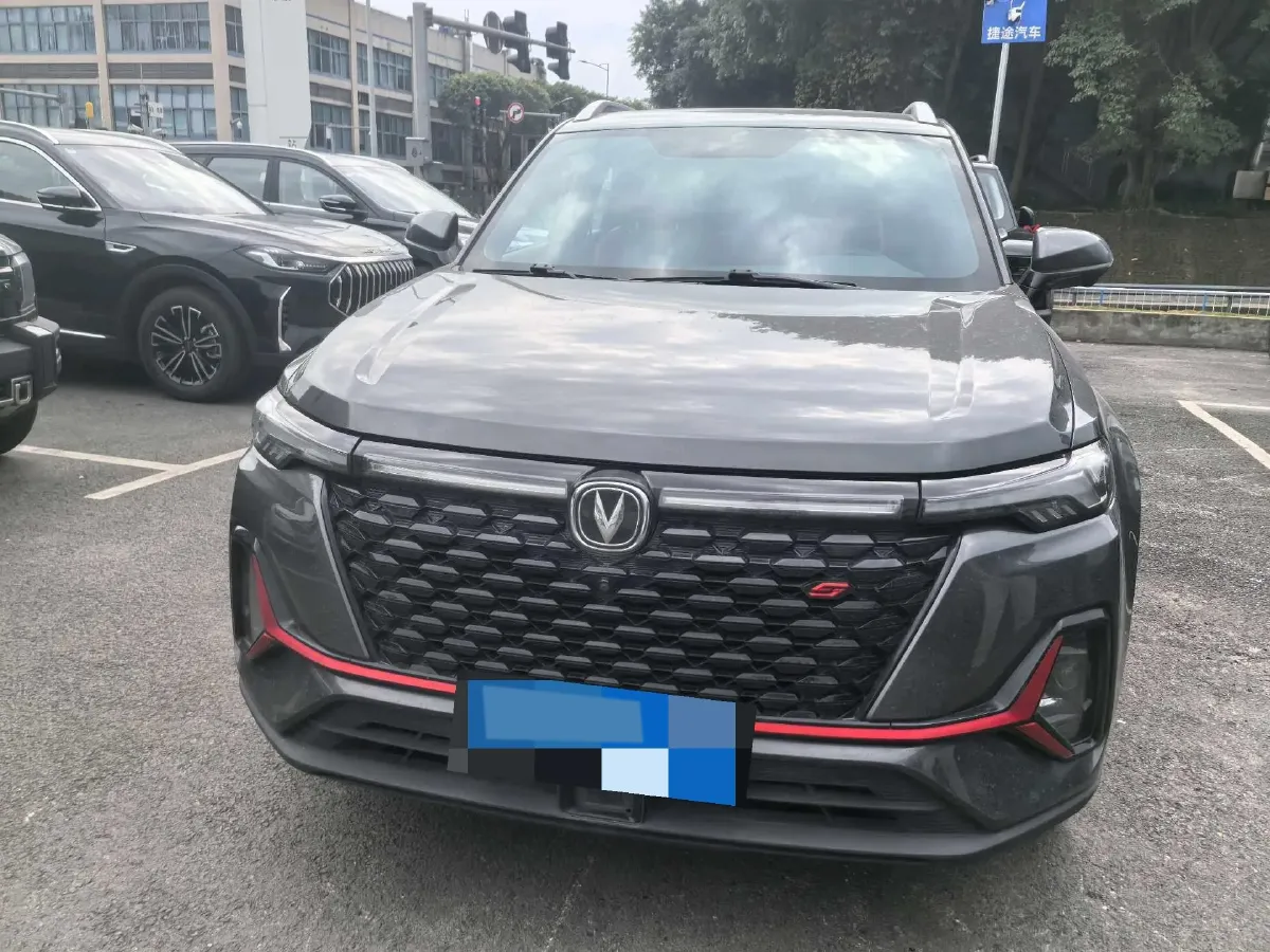 2021 ChangAn CS35 Plus 1.4T 160HP L4 7DCT,autocango,china used car exporter,china ev exporter,chinese used car exporter,chinese used ev exporter