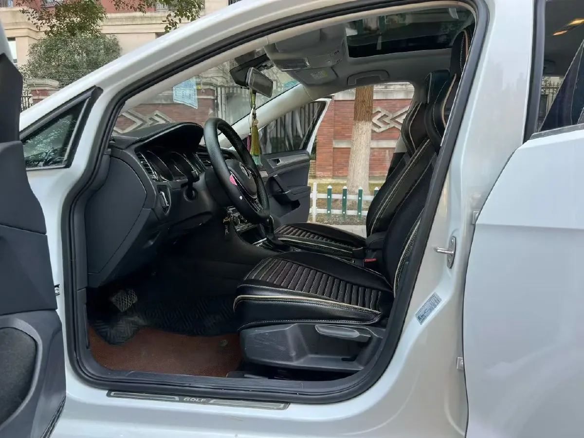 2019 Volkswagen Golf 1.4T 150HP L4 7DCT,autocango,china used car exporter,china ev exporter,chinese used car exporter,chinese used ev exporter