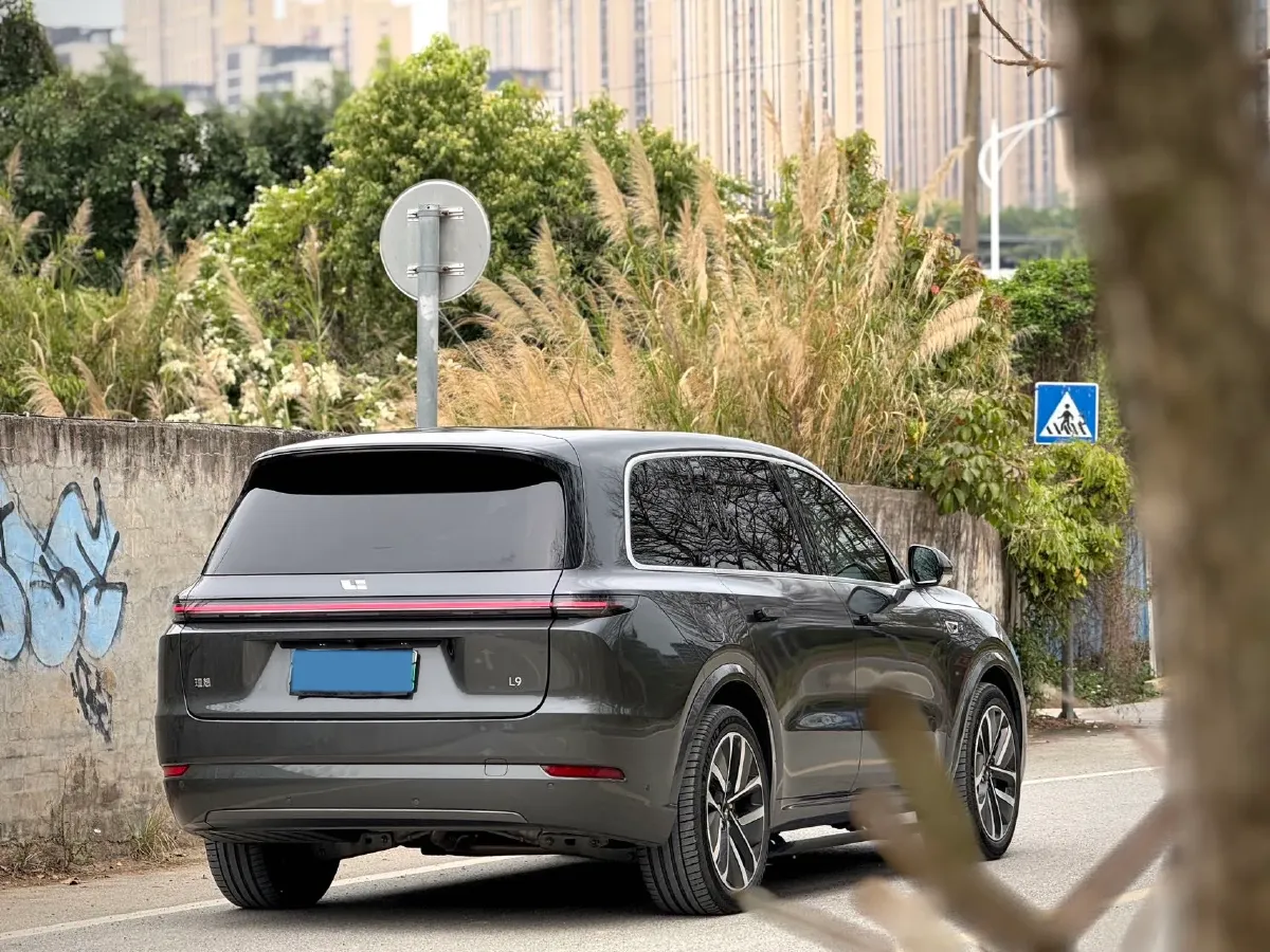 2022 Li L9 Range Extended 154HP REEV 42.6KWH,autocango,china used car exporter,china ev exporter,chinese used car exporter,chinese used ev exporter