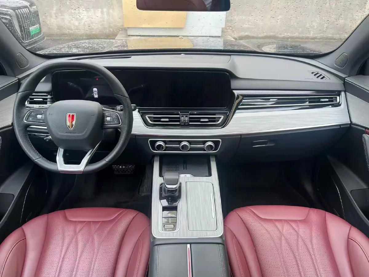 2025 HongQi HS5 2.0T 252HP L4 8AT,autocango,china used car exporter,china ev exporter,chinese used car exporter,chinese used ev exporter