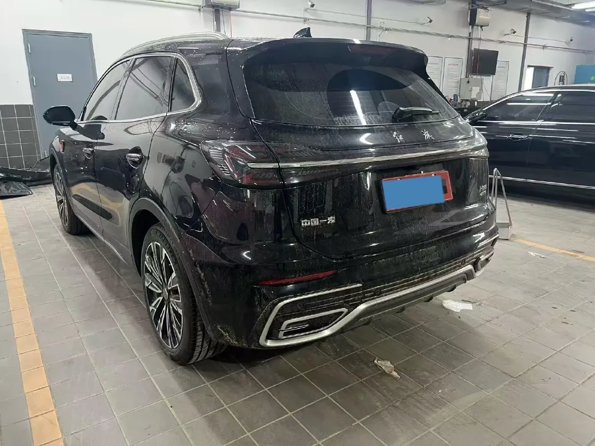 2025 HongQi HS5 2.0T 252HP L4 8AT,autocango,china used car exporter,china ev exporter,chinese used car exporter,chinese used ev exporter