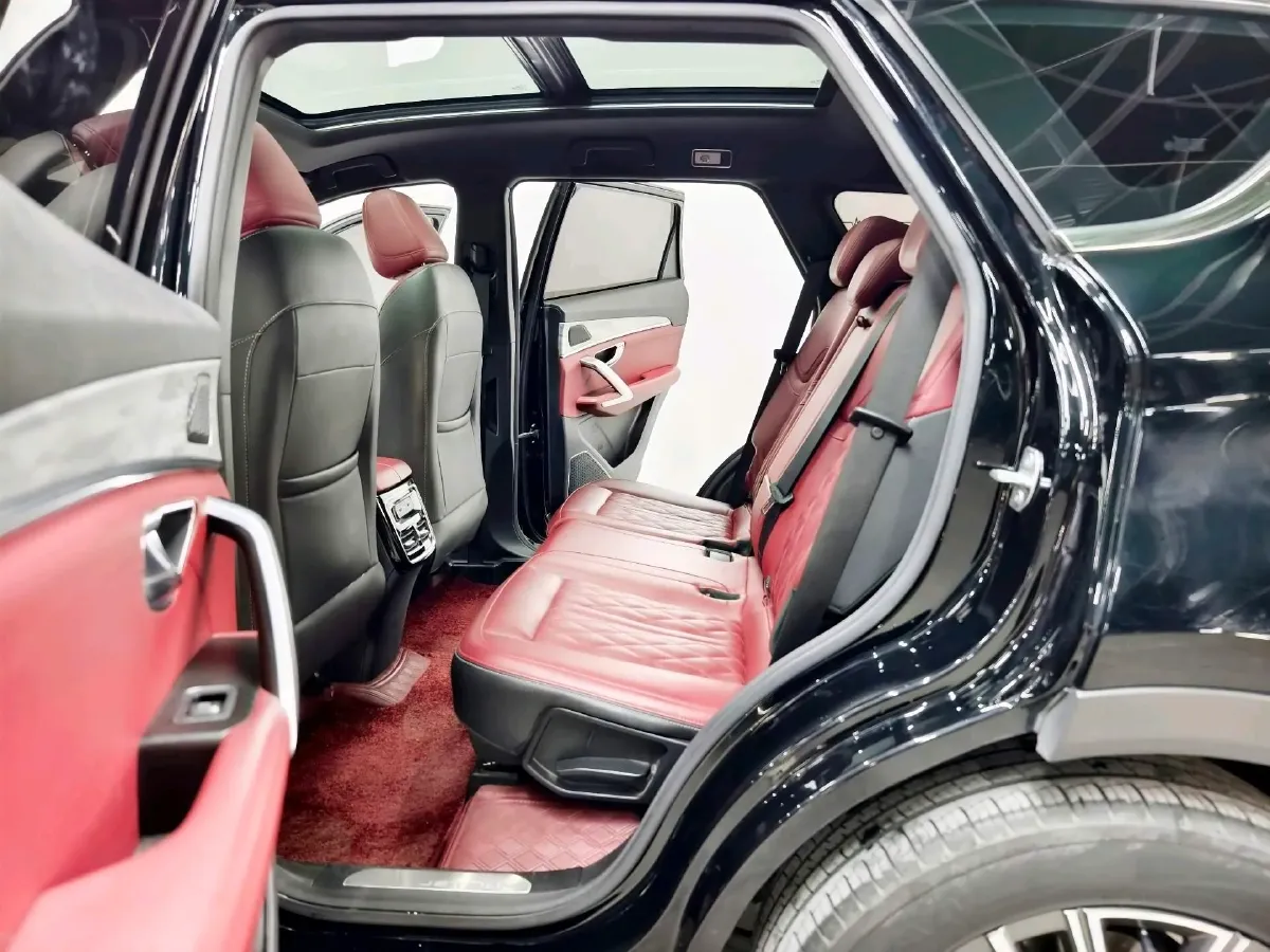 2023 Jetour X70 Plus 1.6T 197HP L4 7DCT,autocango,china used car exporter,china ev exporter,chinese used car exporter,chinese used ev exporter