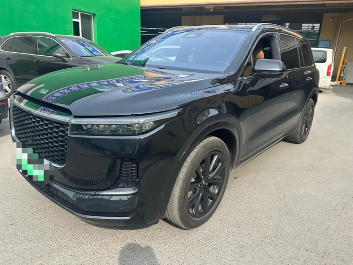 2021 Li ONE Range Extended 131HP REEV 40.5KWH,autocango,china used car exporter,china ev exporter,chinese used car exporter,chinese used ev exporter