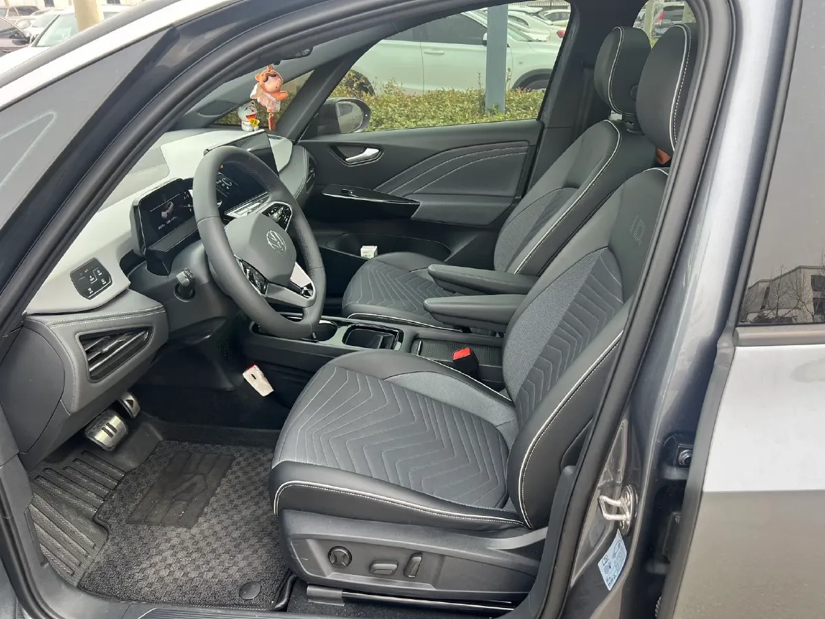 2024 Volkswagen ID.3 BEV 52.8KWH,autocango,china used car exporter,china ev exporter,chinese used car exporter,chinese used ev exporter