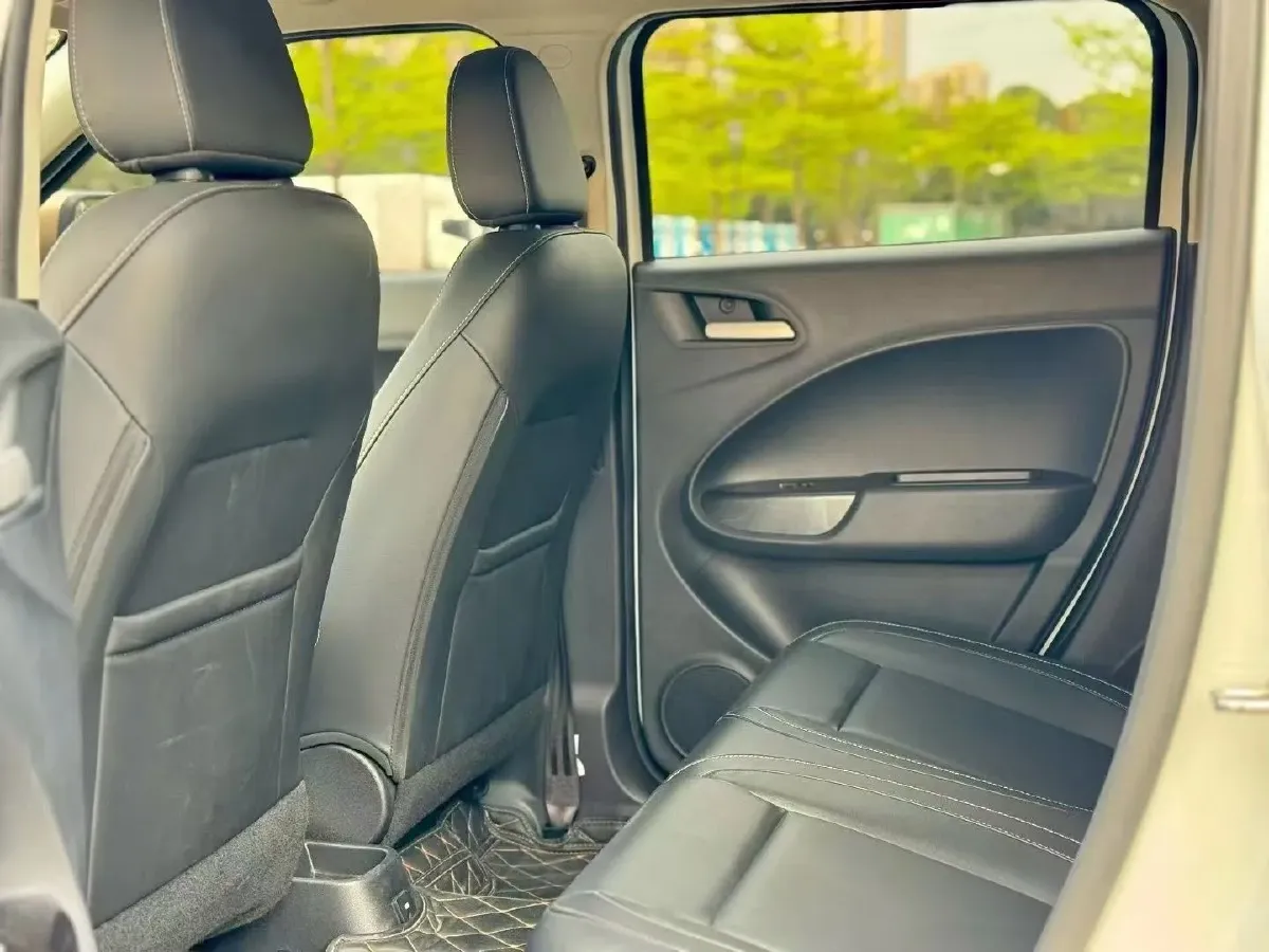 2022 Ora BlackCat BEV 33KWH,autocango,china used car exporter,china ev exporter,chinese used car exporter,chinese used ev exporter