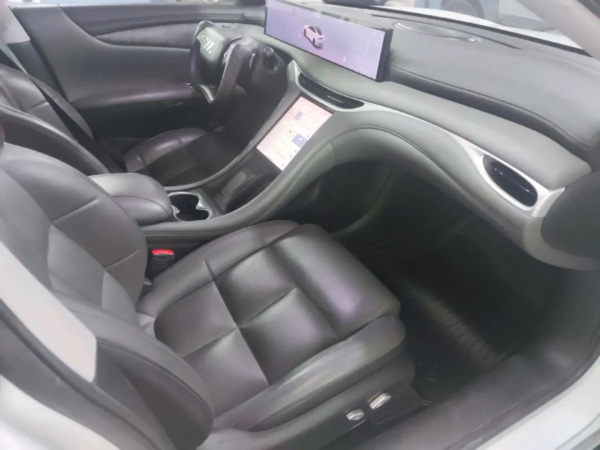 2024 IM L6 BEV 75KWH,autocango,china used car exporter,china ev exporter,chinese used car exporter,chinese used ev exporter