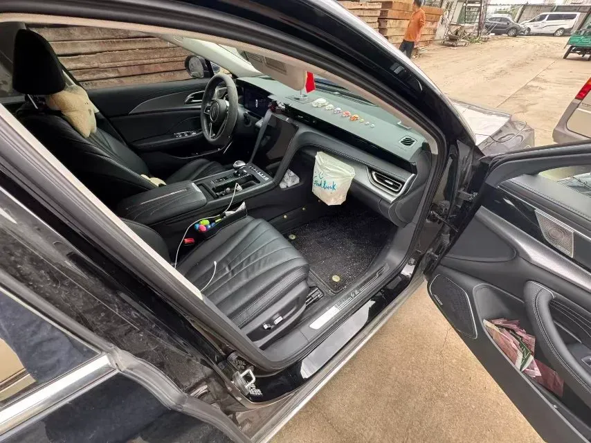 2025 HongQi H5 1.5T 169HP L4 1DHT Hybrid,autocango,china used car exporter,china ev exporter,chinese used car exporter,chinese used ev exporter