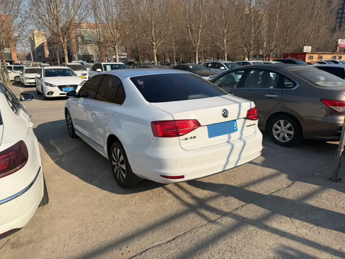 2018 KingLong KaiTe 2.3T 110HP L4 5MT,autocango,china used car exporter,china ev exporter,chinese used car exporter,chinese used ev exporter