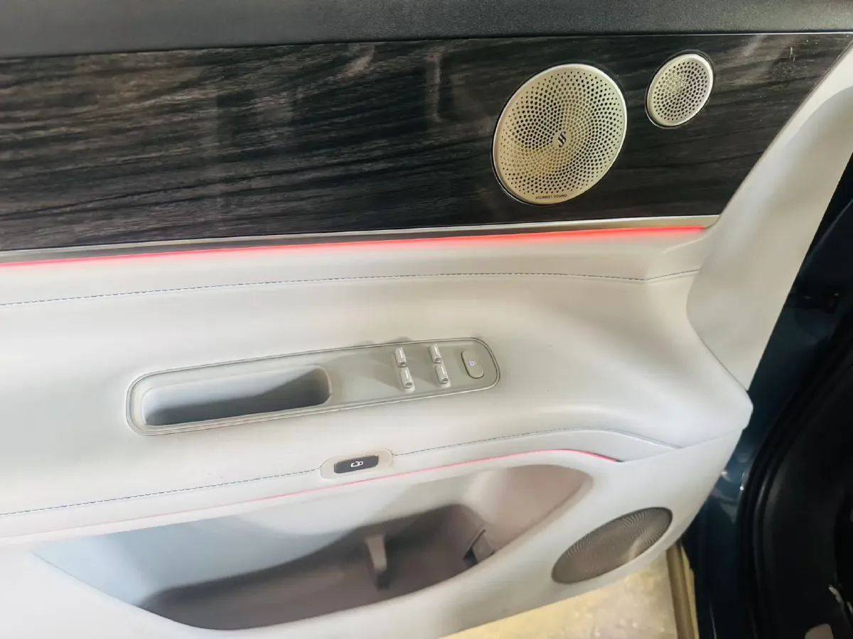 2024 HIMA AITO M9 1.5T 152HP L4 REEV 52KWH,autocango,china used car exporter,china ev exporter,chinese used car exporter,chinese used ev exporter