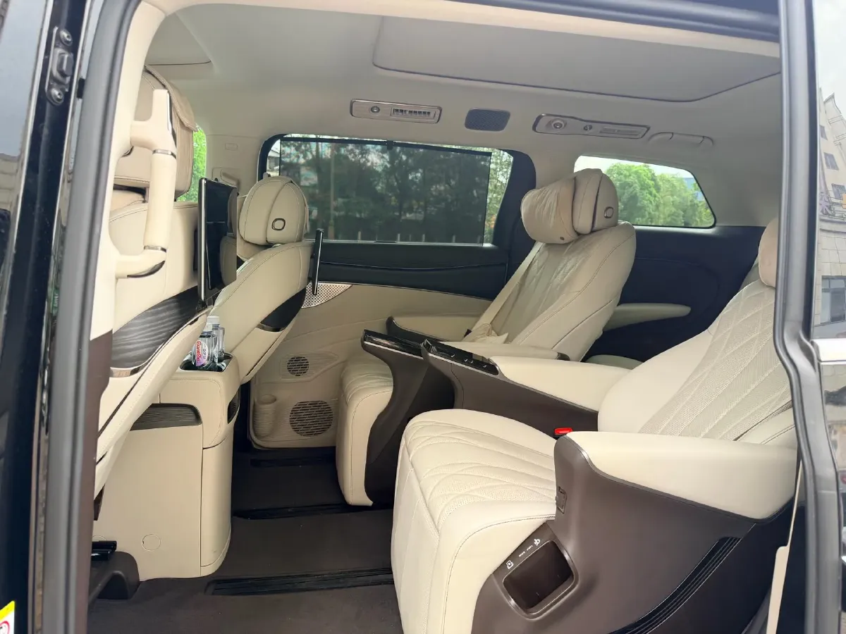 2025 Denza D9 1.5T 156HP L4 E-CVT PHEV 40KWH,autocango,china used car exporter,china ev exporter,chinese used car exporter,chinese used ev exporter