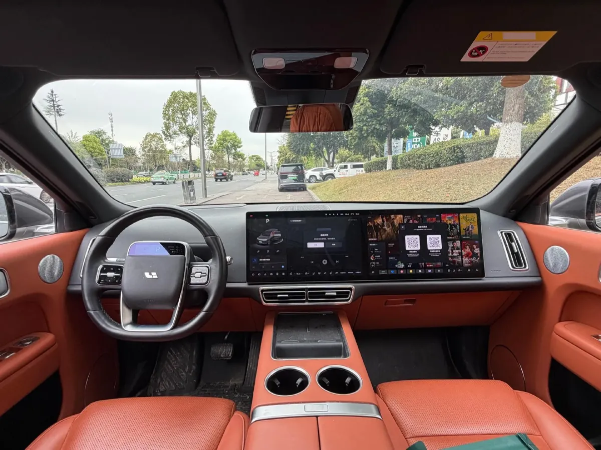 2023 Li L8 Range Extended 154HP REEV 40.9KWH,autocango,china used car exporter,china ev exporter,chinese used car exporter,chinese used ev exporter