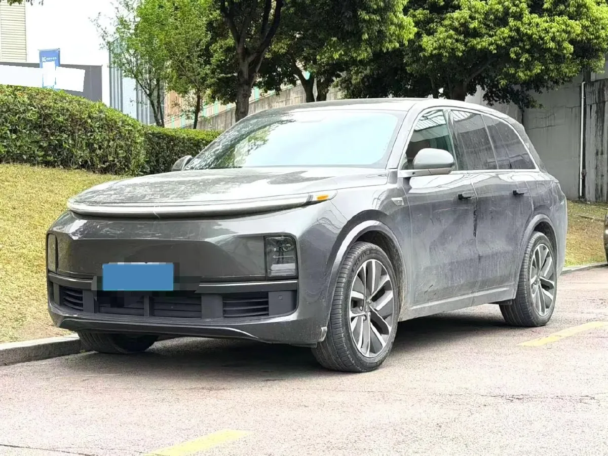 2023 Li L8 Range Extended 154HP REEV 40.9KWH,autocango,china used car exporter,china ev exporter,chinese used car exporter,chinese used ev exporter