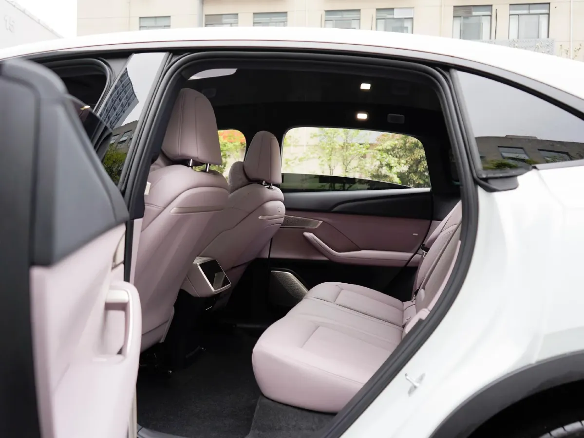 2025 ONVO L60 BEV,autocango,china used car exporter,china ev exporter,chinese used car exporter,chinese used ev exporter