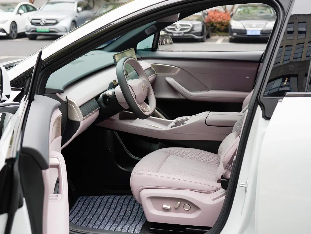 2025 ONVO L60 BEV,autocango,china used car exporter,china ev exporter,chinese used car exporter,chinese used ev exporter