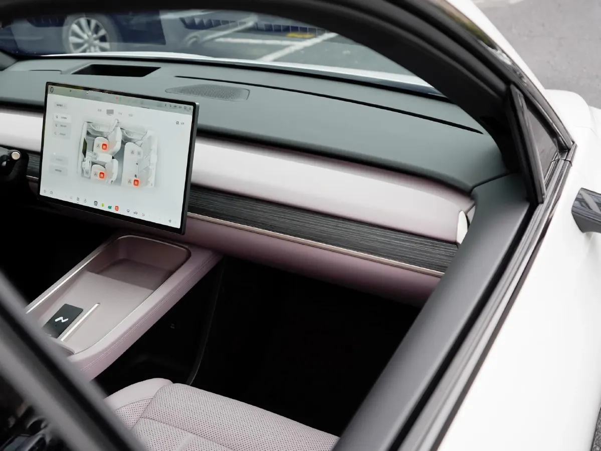 2025 ONVO L60 BEV,autocango,china used car exporter,china ev exporter,chinese used car exporter,chinese used ev exporter