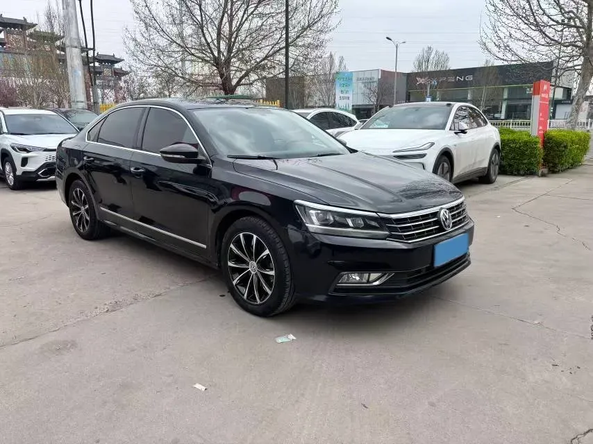 2017 Volkswagen Passat 1.8T 180HP L4 7DCT,autocango,china used car exporter,china ev exporter,chinese used car exporter,chinese used ev exporter