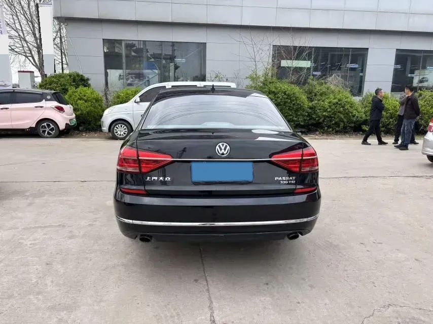 2017 Volkswagen Passat 1.8T 180HP L4 7DCT,autocango,china used car exporter,china ev exporter,chinese used car exporter,chinese used ev exporter