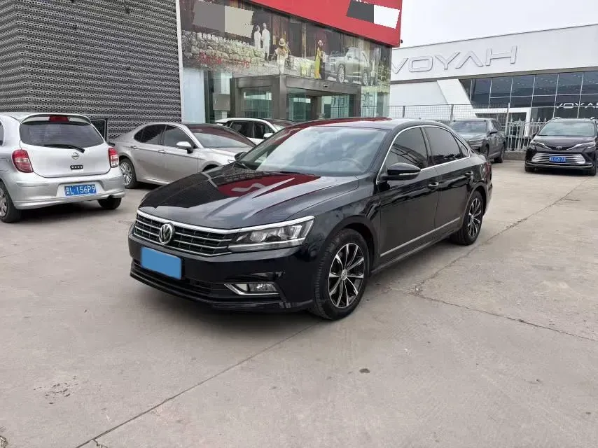 2017 Volkswagen Passat 1.8T 180HP L4 7DCT,autocango,china used car exporter,china ev exporter,chinese used car exporter,chinese used ev exporter