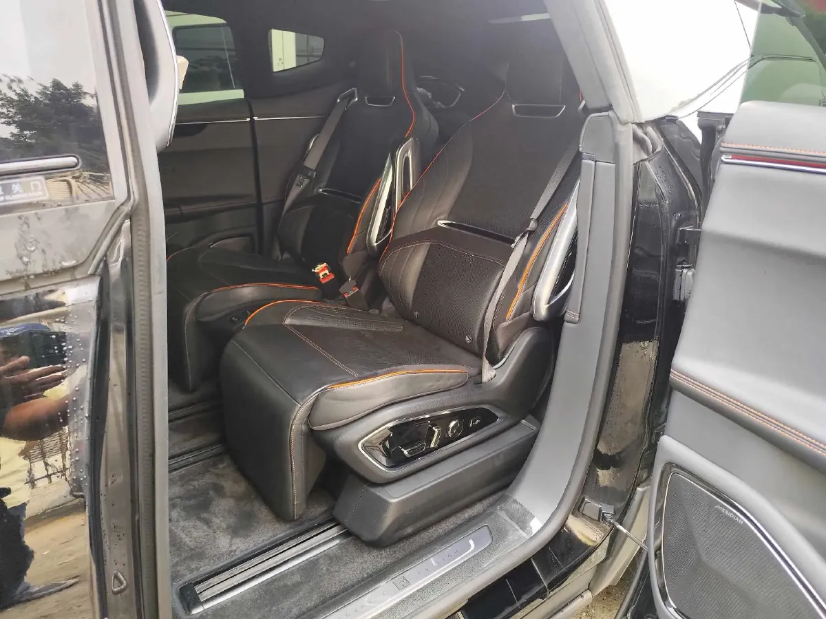 2021 HiPhi X BEV 97KWH,autocango,china used car exporter,china ev exporter,chinese used car exporter,chinese used ev exporter