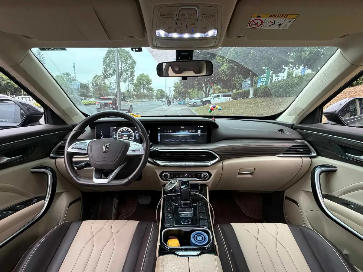 2021 Bestune T77 1.5T 169HP L4 7DCT,autocango,china used car exporter,china ev exporter,chinese used car exporter,chinese used ev exporter