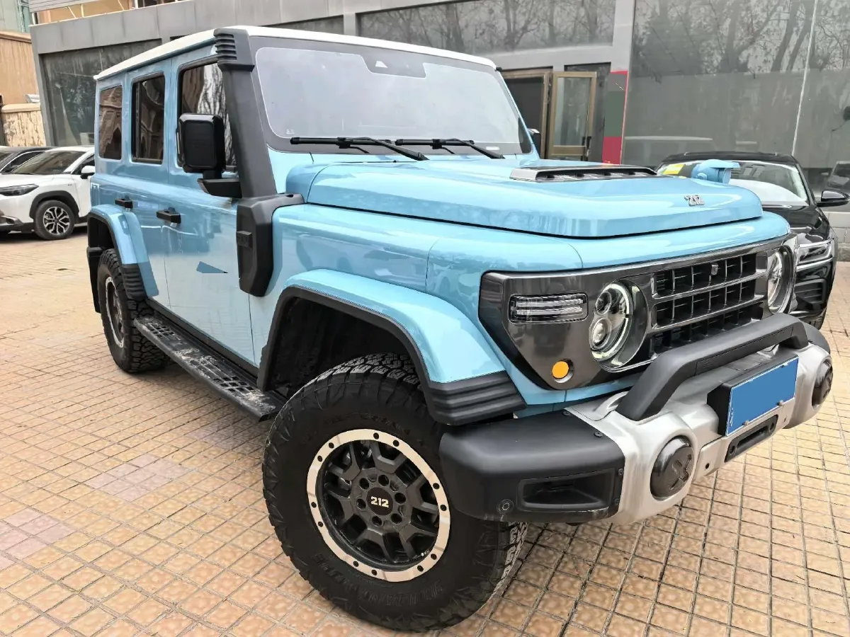 2025 212 212 T01 2.0T 252HP L4 8AT,autocango,china used car exporter,china ev exporter,chinese used car exporter,chinese used ev exporter