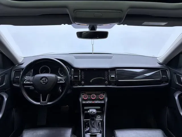 2017 Skoda Kodiak 2.0T 220HP L4 7DCT,autocango,china used car exporter,china ev exporter,chinese used car exporter,chinese used ev exporter