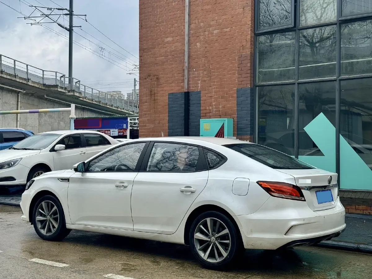 2019 MAXUS D60 1.5T 169HP L4 7DCT,autocango,china used car exporter,china ev exporter,chinese used car exporter,chinese used ev exporter