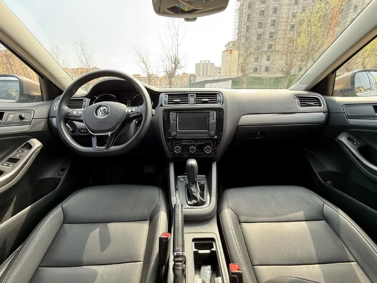 2018 Volkswagen Bora 1.4T 131HP L4 7DCT,autocango,china used car exporter,china ev exporter,chinese used car exporter,chinese used ev exporter